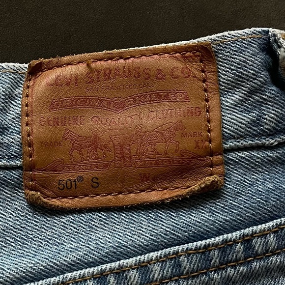 501 LEVIS - Picture 9 of 10